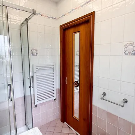 Bed and breakfast Irma 2*
